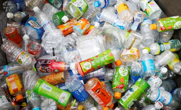 Poluição por plásticos deve duplicar até 2030