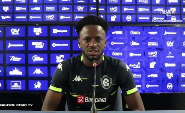 REMO: Jeffersson aposta na garra da equipe em confronto contra o Atlético-MG: "Se a gente colocar o coração na ponta da chuteira, a gente sai com a vitória"