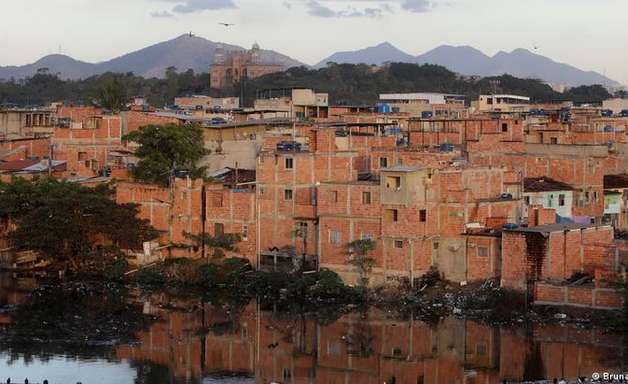 O peso da violência sobre a saúde mental de quem vive na favela