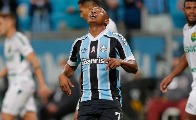 Desespero tricolor: Grêmio empata com o Cuiabá e segue no Z4