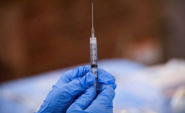 EUA começam a aplicar vacinas em crianças pequenas nesta 4ª