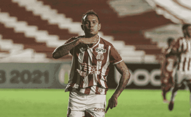 Vinicius confirma propostas para defender clube brasileiro