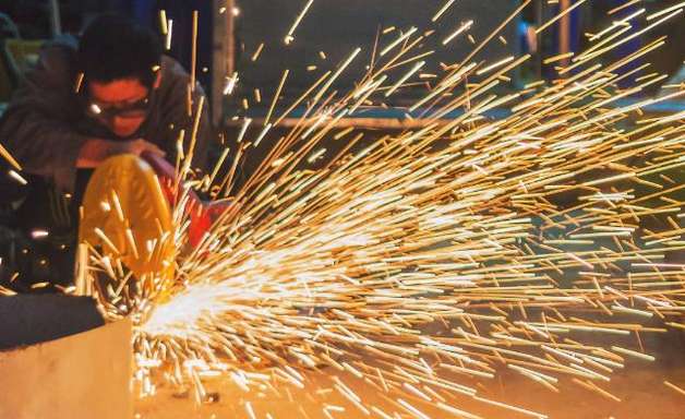 Índice PMI de atividade industrial cai 55,0 pontos em janeiro