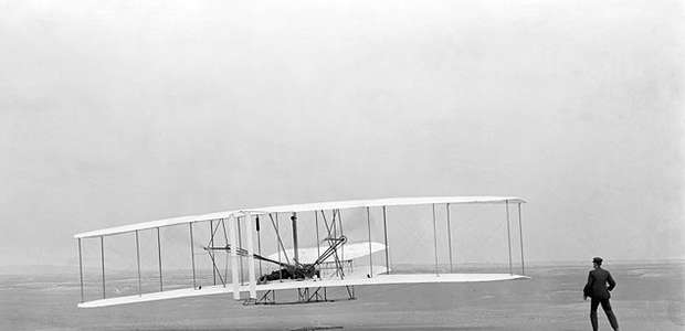Irmãos Wright: primeiro voo motorizado da história ...