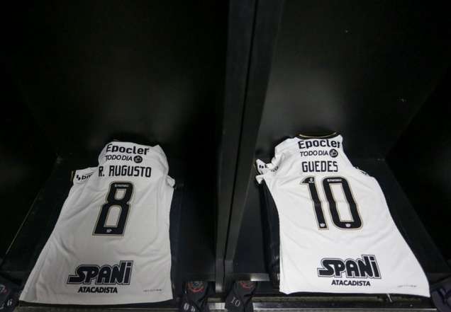 Logo da marca Epocler nos uniformes do Timão (Foto: Rodrigo Coca / Ag. Corinthians)