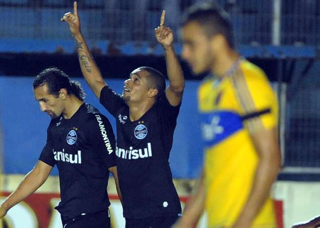 <p>Welliton marcou o segundo gol do Grêmio</p>