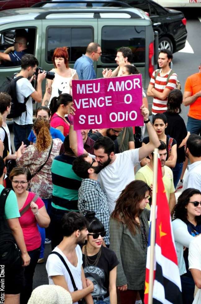 <p>Declara&ccedil;&otilde;es de cunho homof&oacute;bico do deputado Pastor Marco Feliciano (PSC-SP) provocaram protestos pelo Pa&iacute;s</p>