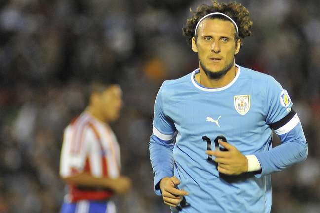 <p>Diego Forlán, do Inter, segue como um dos destaques do Uruguai</p>