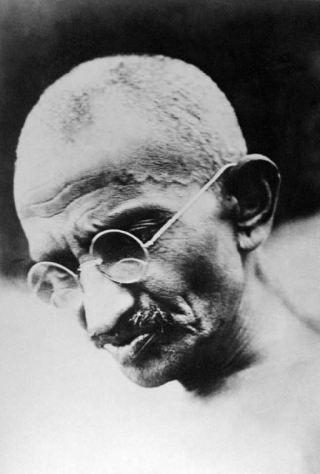 <p>Mahatma Gandhi, grande defensor do princípio de não agressão como forma de protesto</p>