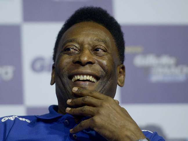 <p>Pelé não acredita em mudanças às vésperas de uma Copa do Mundo no Brasil</p>