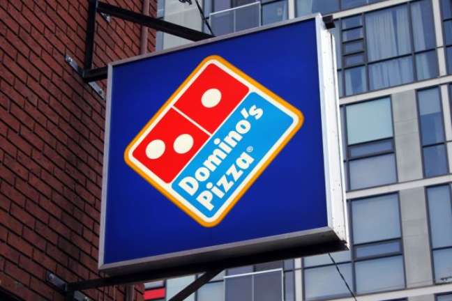A Dominos pizza é vendida por todo o mundo. Do Japão a Paris, saiba o preço do prato em diferentes países