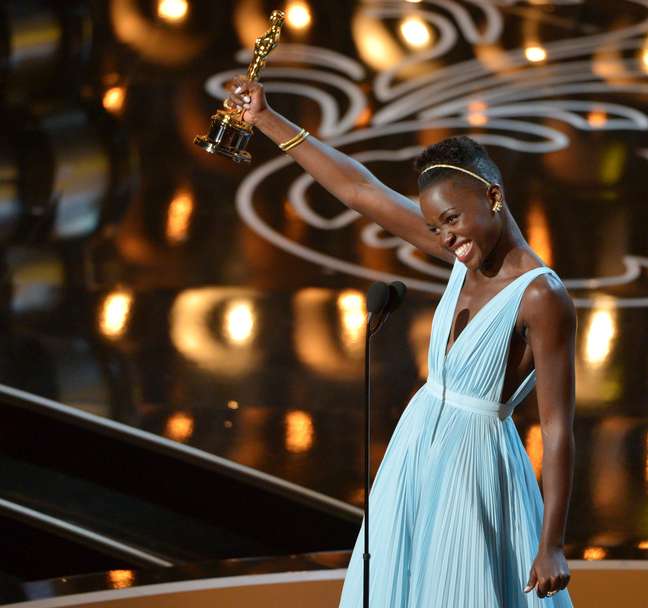 Lupita Nyong'o ganhou Oscar por seu papel em '12 Anos de Escravidão'