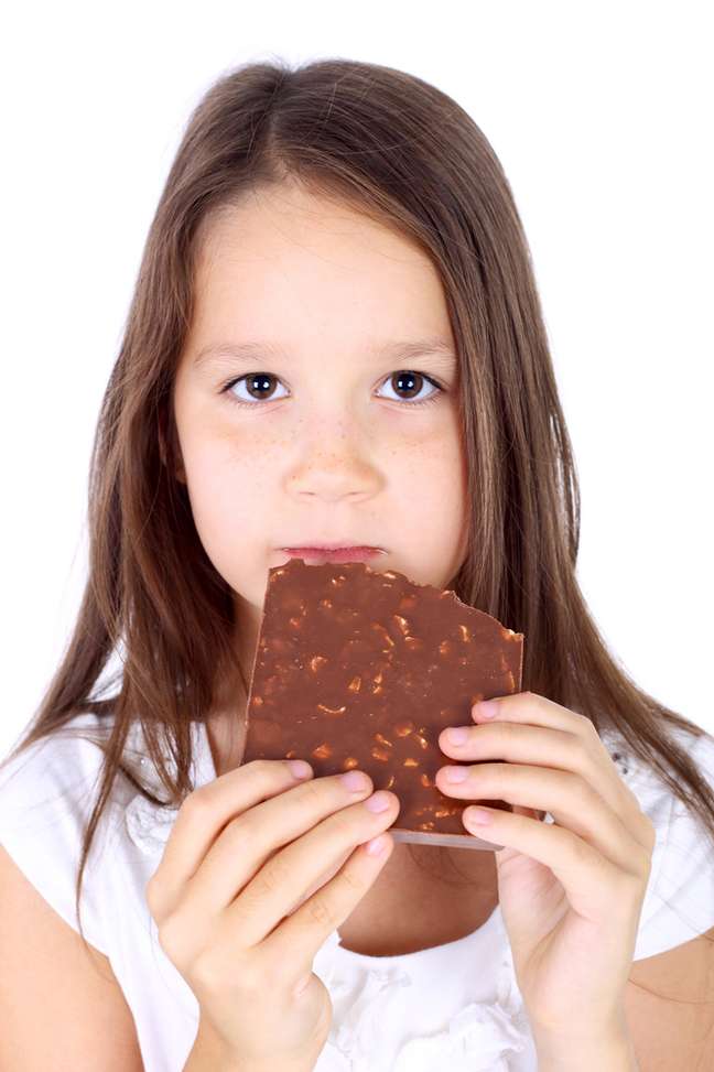Ao contrário do que muitos pais acreditam, o chocolate traz benefícios ao organismo e pode ser consumido diariamente por crianças, mas com moderação