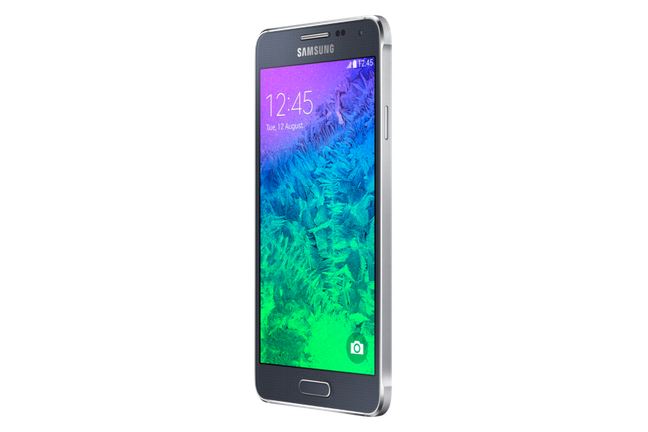 <p>Samsung Galaxy Alpha, é menor, mais fino e mais leve em comparação o Galaxy S5</p>