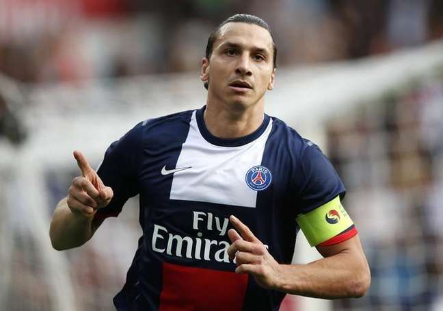 Qual time Ibrahimovic estava em 2013?