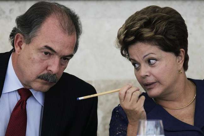 <p>Presidente Dilma Rousseff e ministro Mercadante</p>