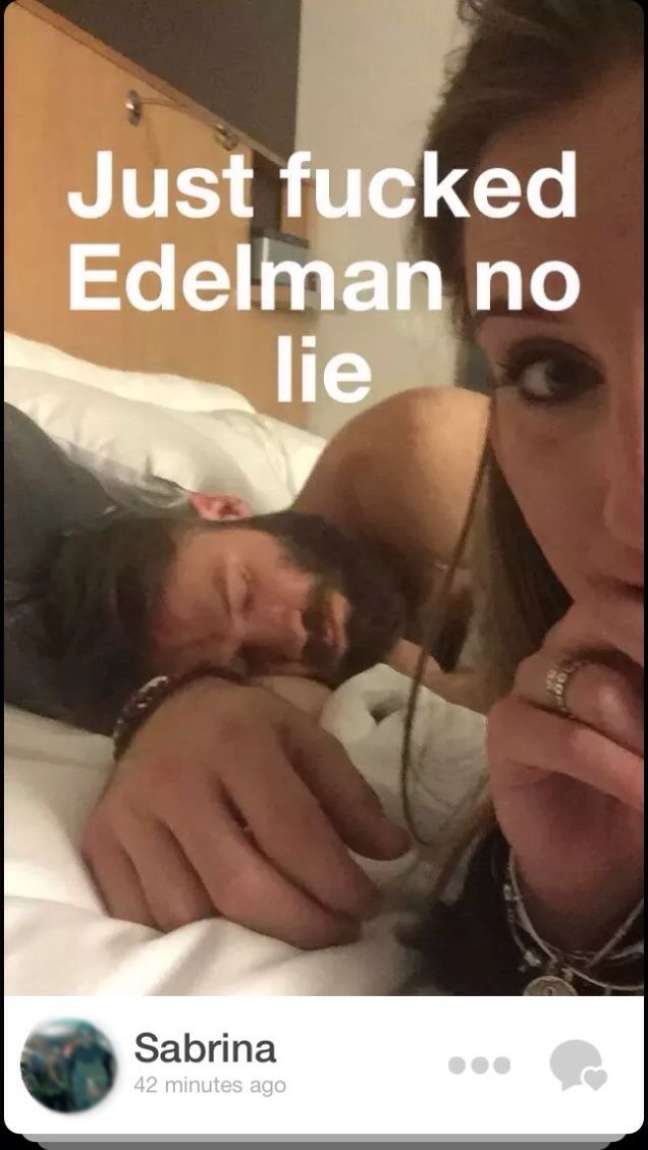 Julian Edelman estava dormindo na foto