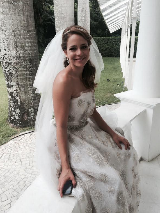 Aguinaldo Silva publicou foto de Cristina vestida de noiva 