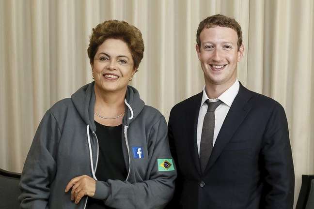 Presidente Dilma Rousseff se reúne com fundador do Facebook, Mark Zuckerberg, no Panamá. 10/04/2015.