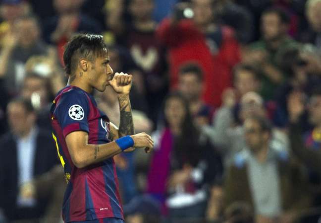 Neymar fez um gol no jogo em que foi ofendido
