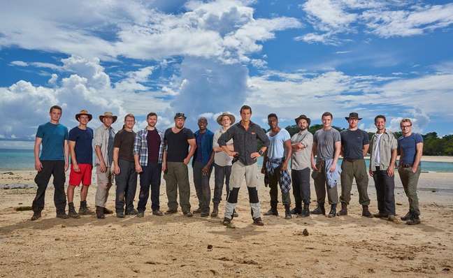 Programa comandado por Bear Grylls testa capacidade de sobrevivência de homens e mulheres confinados em ilhas desertas