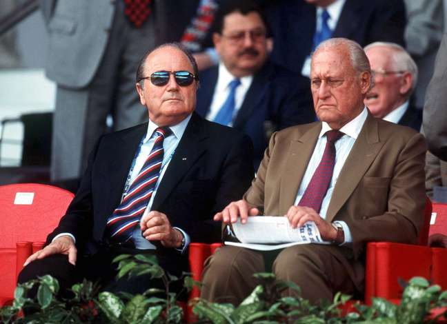 Blatter sucedeu João Havelange em 1998