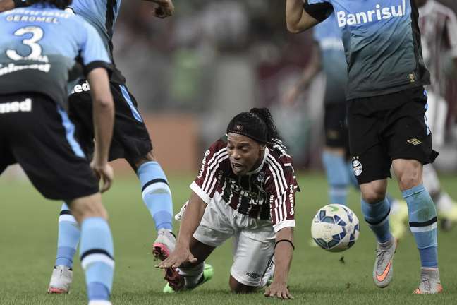Ronaldinho jogou os 90 minutos da partida