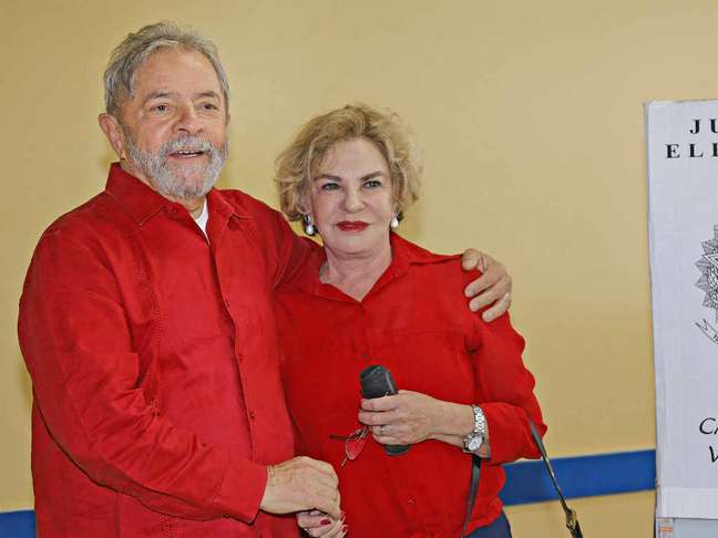 Lula e Marisa são alvo de operação Lava Jato