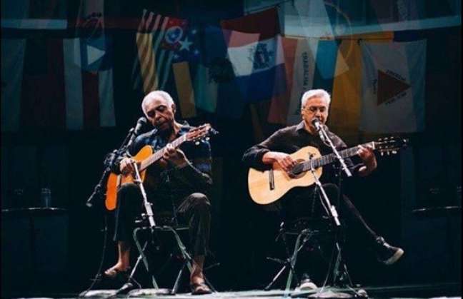 Gilberto Gil e Caetano Veloso representam duas das principais vozes da Música Popular Brasileira