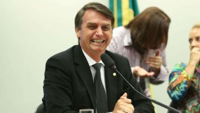 Após eleição de Trump, Jair Bolsonaro é citado como candidato à Presidência em 2018 no Brasil