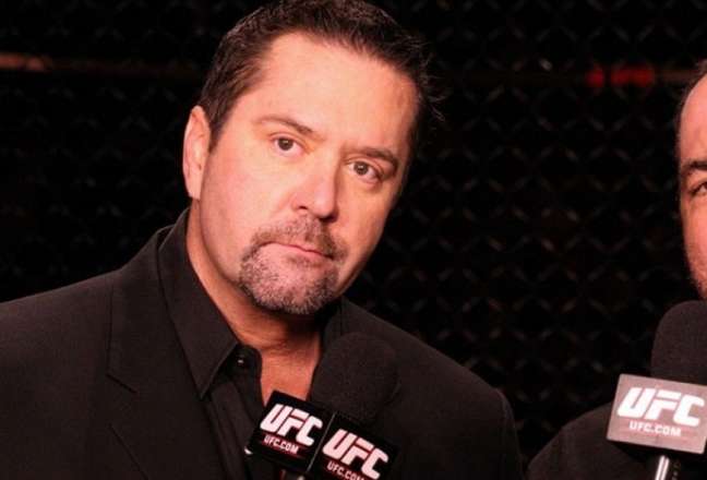 Mike Goldberg foi o narrador oficial do UFC por 19 anos (FOTO: Reprodução/UFC)