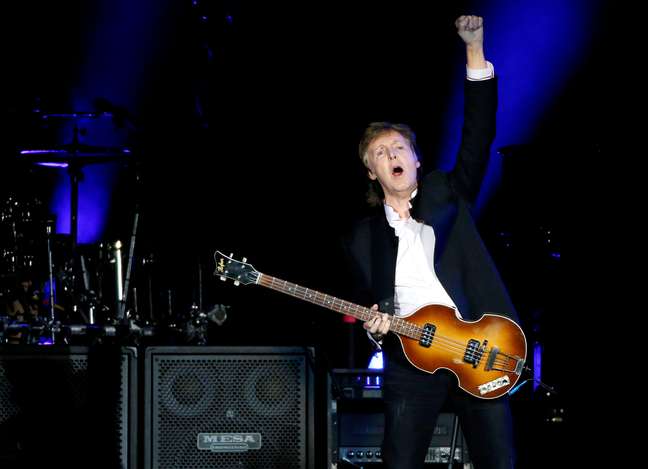 Foto de Paul McCartney no festival de música Desert Trip em show que aconteceu em 8 de outubro de 2016 na Califórnia, EUA.