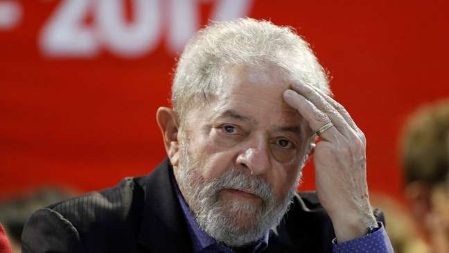 A decisão do TRF atendeu parcialmente a um pedido dos advogados do ex-presidente Luiz Inácio Lula da Silva