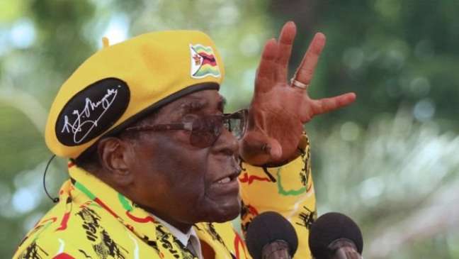 O presidente do Zimbábue está no poder desde 1980 