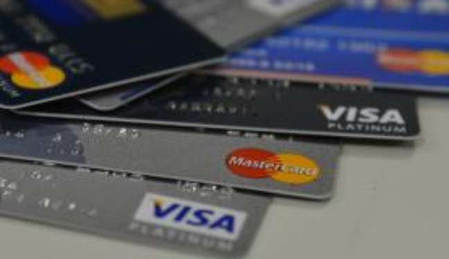 Cartão de crédito continua sendo a principal forma de endividamento