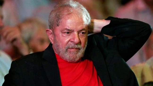 Defesa de Lula sustenta que o tríplex até hoje pertence à OAS, nunca esteve no nome do ex-presidente e que ele nunca usou o imóvel