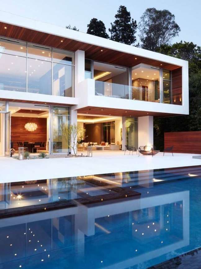 Casas luxuosas podem servir de inspiração; veja fotos