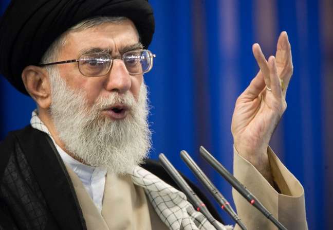 Líder supremo do Irã, aiatolá Ali Khamenei 14/09/2007 REUTERS/Morteza Nikoubazl