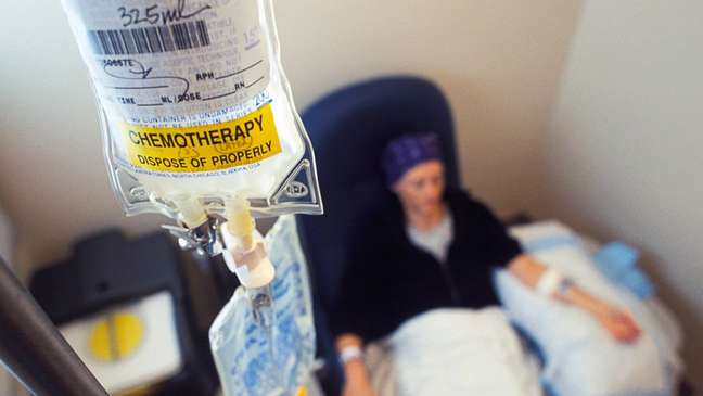 Quimioterapia é considerado um tratamento eficaz, mas causa efeitos colaterais dolorosos