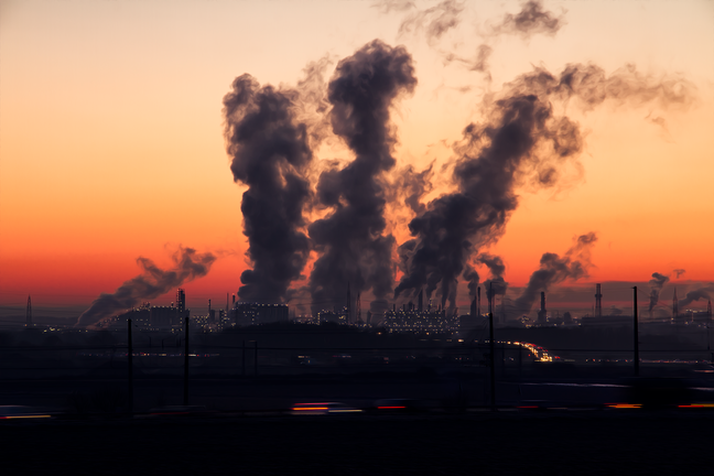 Poluição causada por fábricas