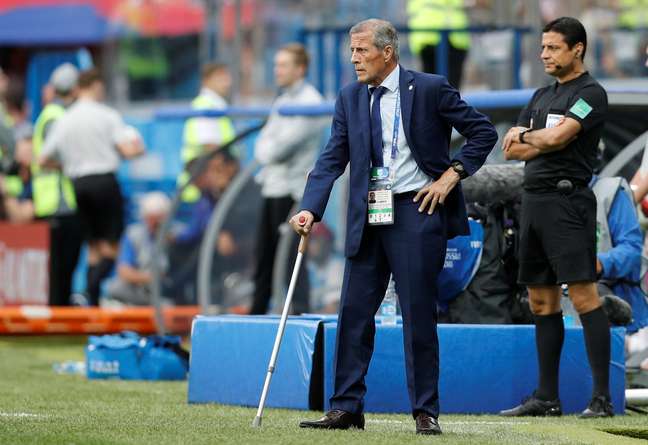 Técnico do Uruguai, Óscar Tabárez, durante partida contra a França 06/07/2018   REUTERS/Darren Staples 