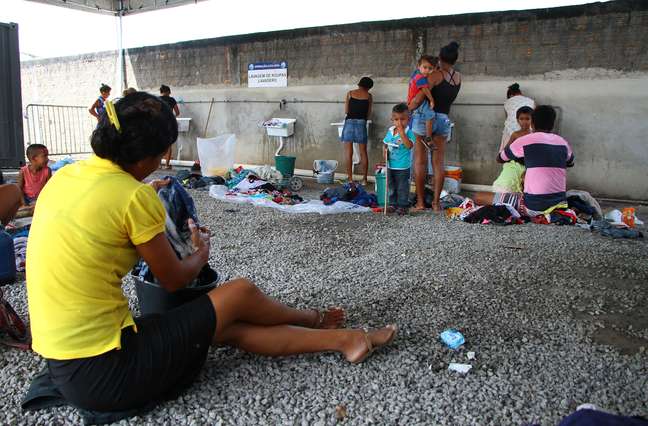 Imigrantes venezuelanos no abrigo Rondon 1, em Boa Vista (RR)
