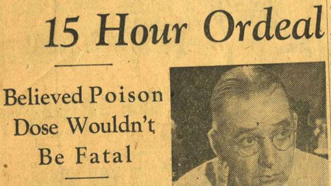 Jornal publicou que, para Schmidt, veneno não seria fatal. Mas há quem aponte outra hipótese para ele não ter procurado atendimento
