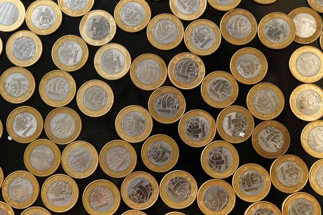 Imagem ilustrativa de moedas de real 15/10/2010 REUTERS/Bruno Domingos  
