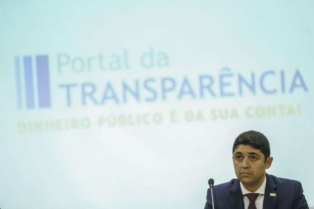 Ministro Wagner Rosário durante lançamento do portal da Transparência