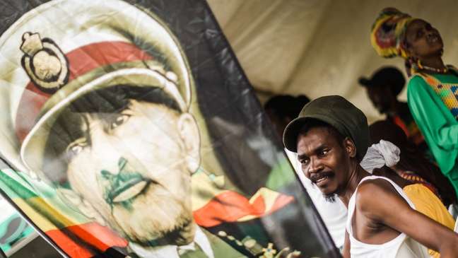 Rastafaris acreditavam que Haile Selassie era o messias, uma encarnação de Jah