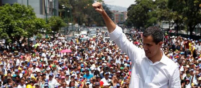 Guaidó discursou para os manifestantes