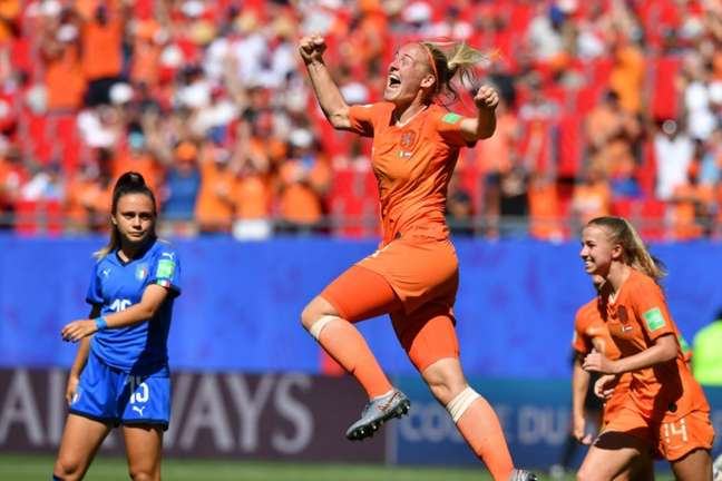 Holanda está na semifinal da Copa do Mundo (Foto: Denis Charlet / AFP)