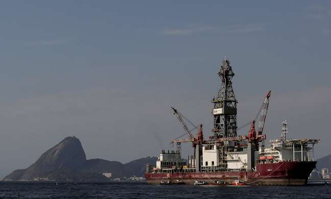 Plataforma de explora&ccedil;&atilde;o de petr&oacute;leo e g&aacute;s na Ba&iacute;a de Guanabara
20/10/2017
REUTERS/Bruno Kelly