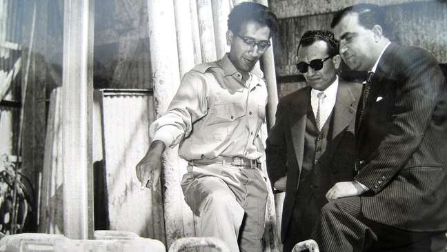 Al-Kasim estava progredindo como funcion&aacute;rio da Empresa Iraquiana de Petr&oacute;leo, mas decidiu se mudar para a Noruega e recome&ccedil;ar a vida profissional l&aacute; para garantir tratamento ao filho